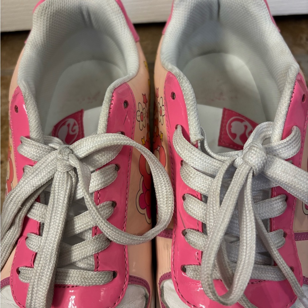 Barbie Women’s Sneakers - Pink & White Floral Print Size 11 - Picture 10 of 13